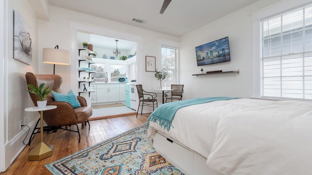 Photo of Bedroom in Riverside