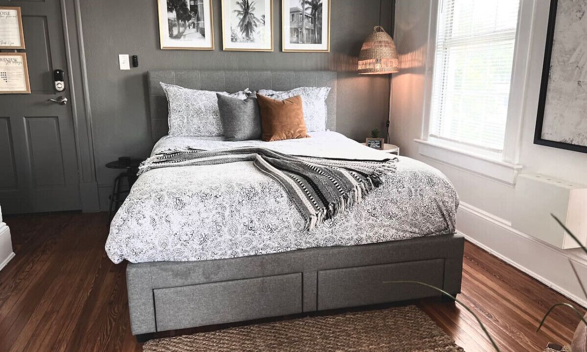Photo of Bedroom in Riverside