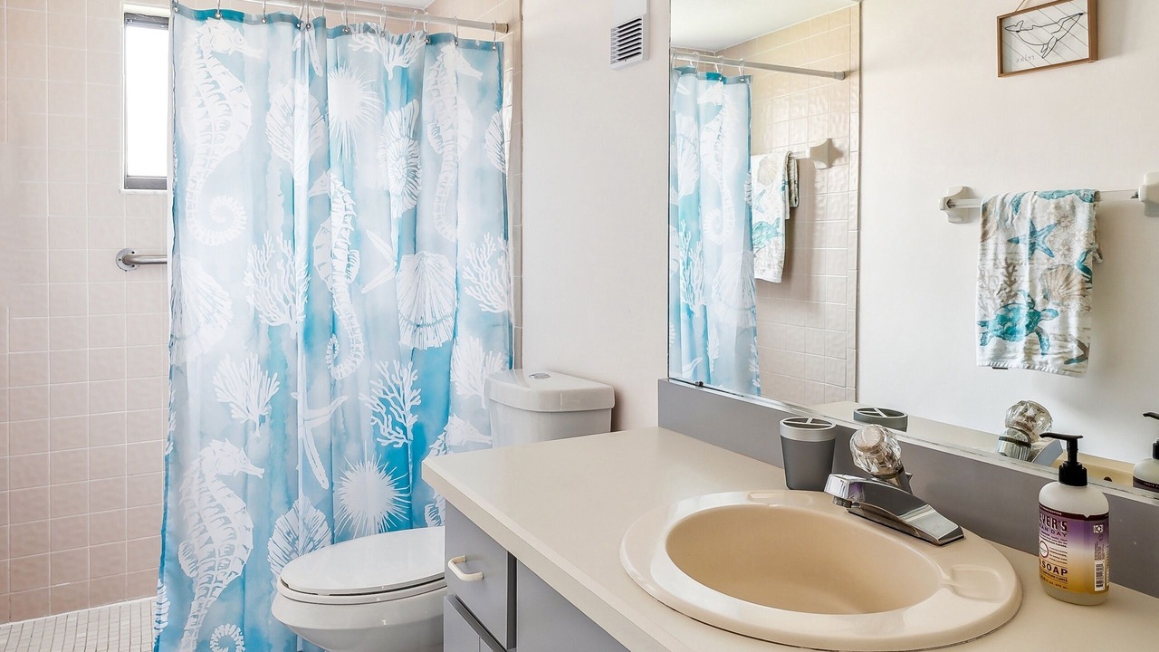 Photo of Bathroom in Hawks Ridge Estates