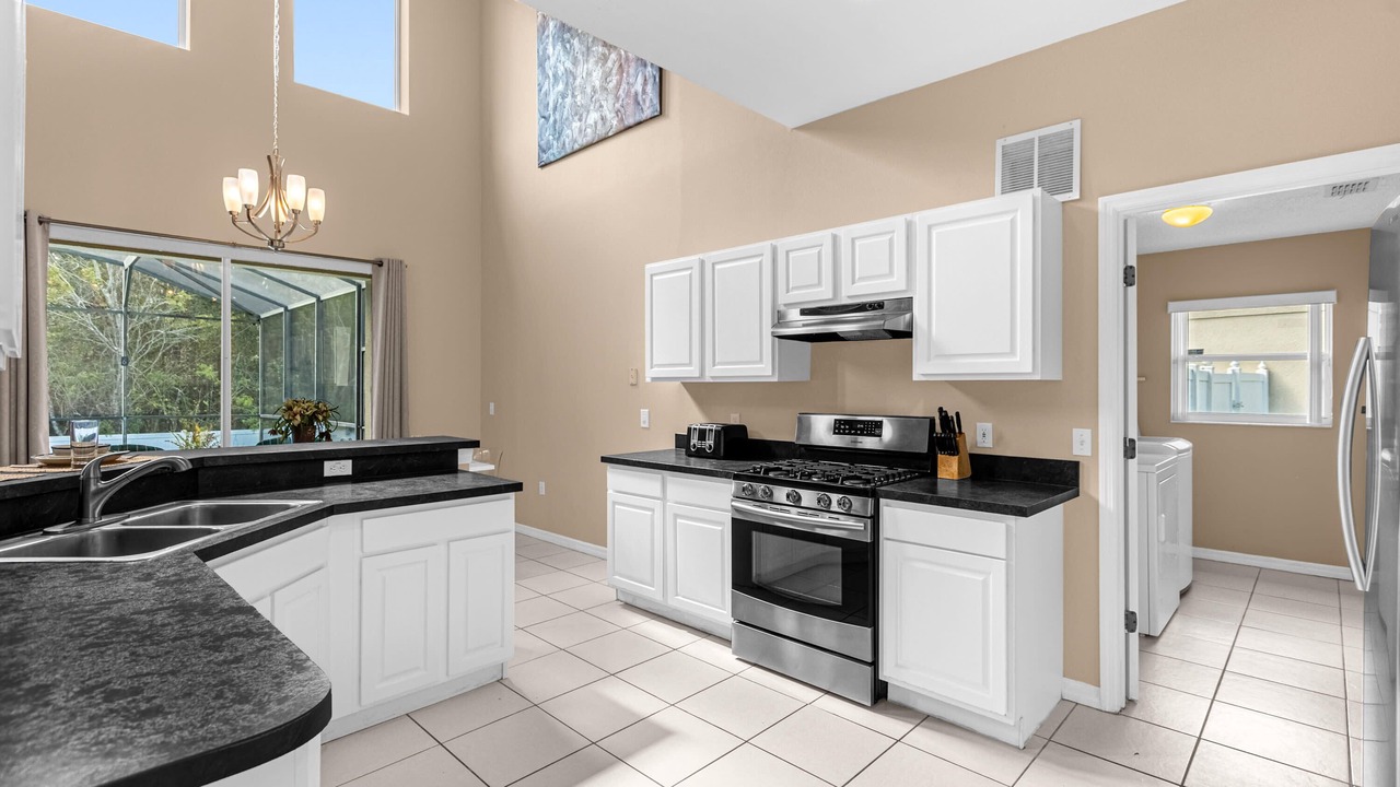 Photo of Kitchen in Crescent Lakes