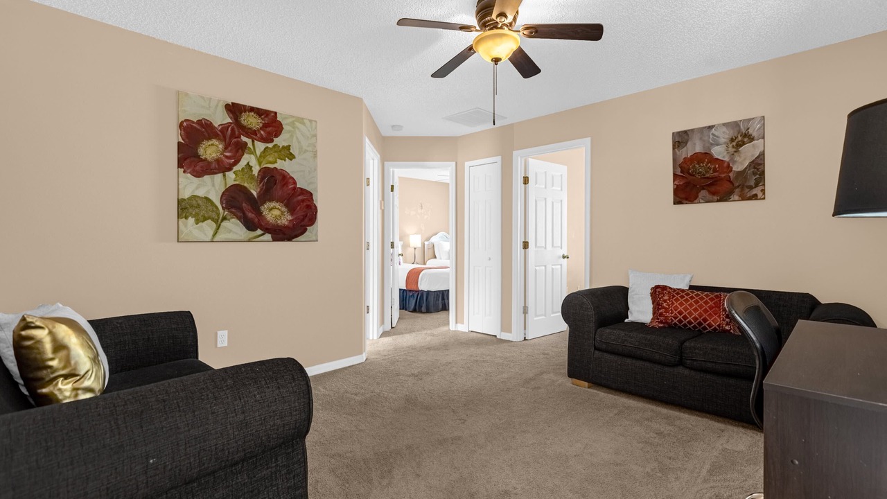 Photo of Bedroom in Crescent Lakes