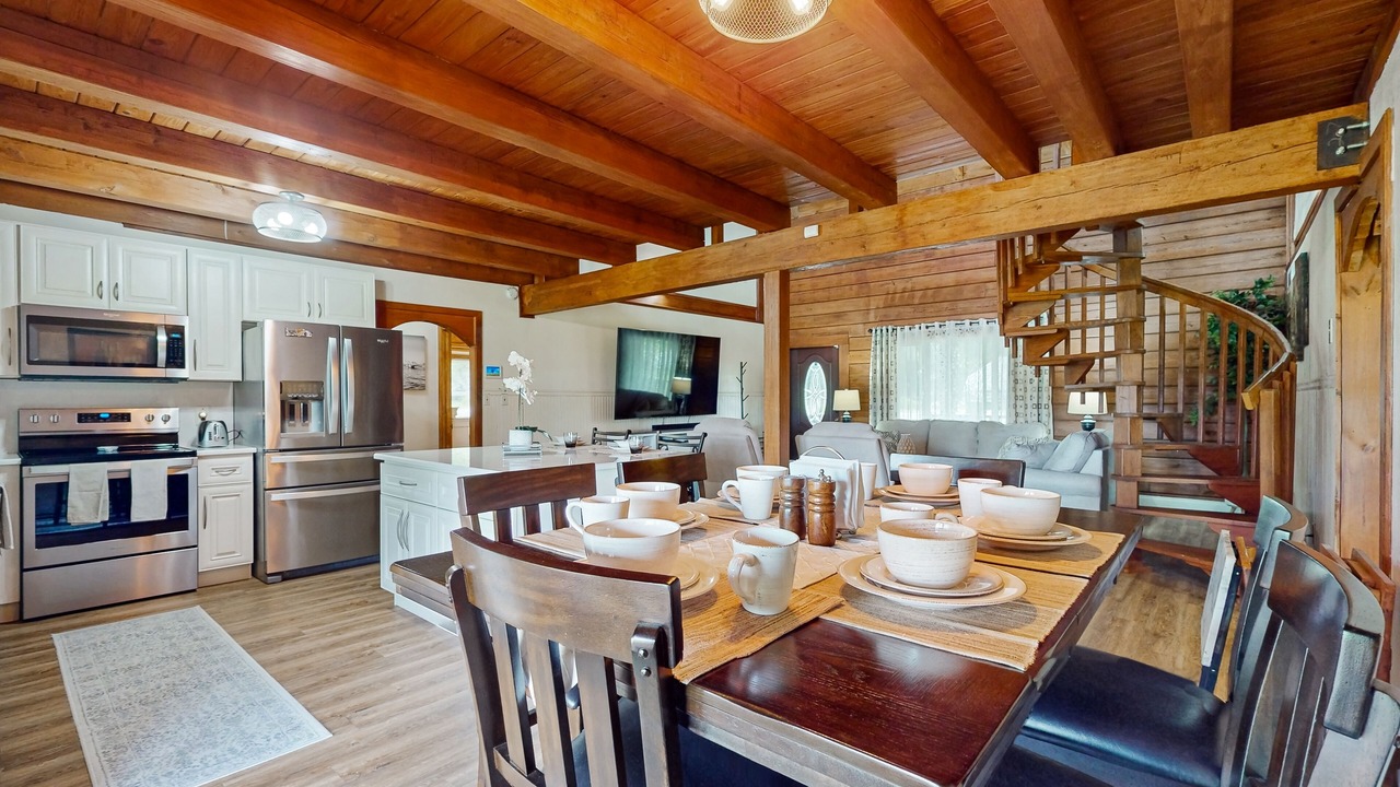 Photo of Kitchen in Groveland