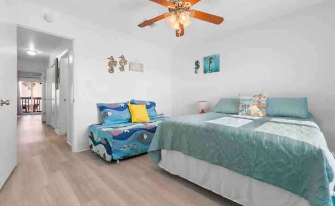 Photo of Bedroom in Navarre Beach