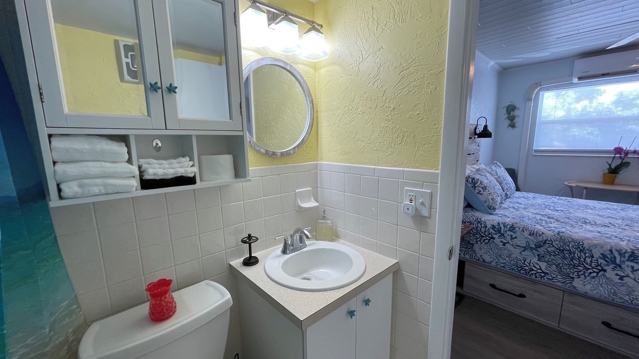 Photo of Bathroom in Golden Beach