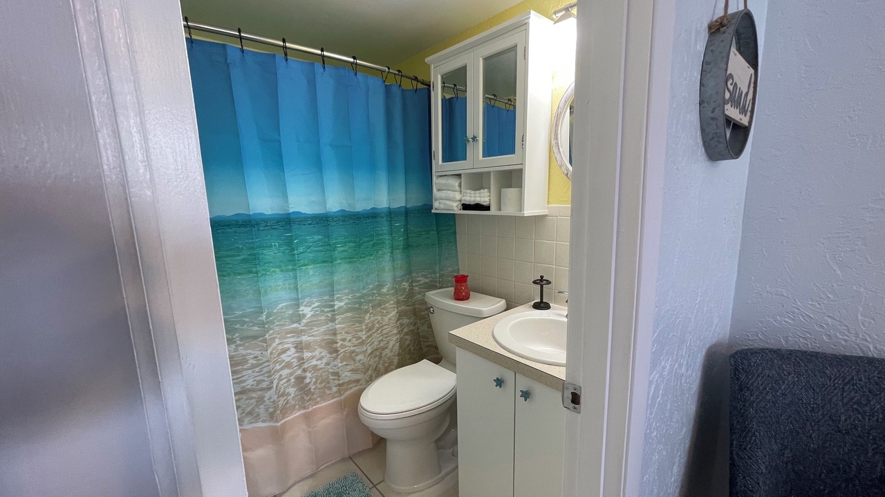 Photo of Bathroom in Golden Beach