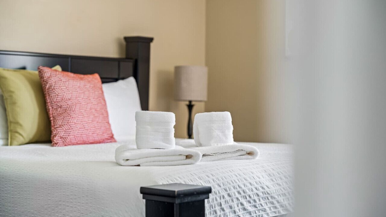 Photo of Bedroom in Ridgewood Lakes