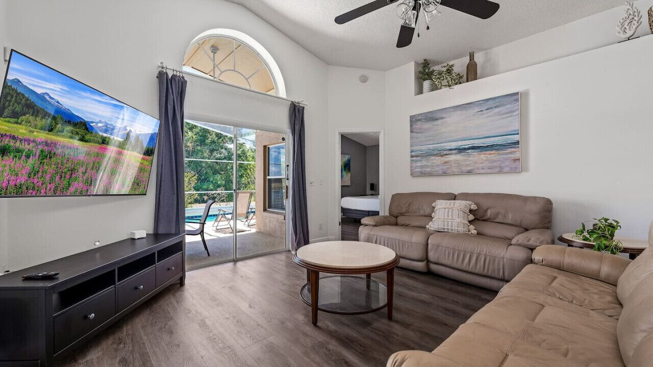 Photo of Livingroom in Ridgewood Lakes