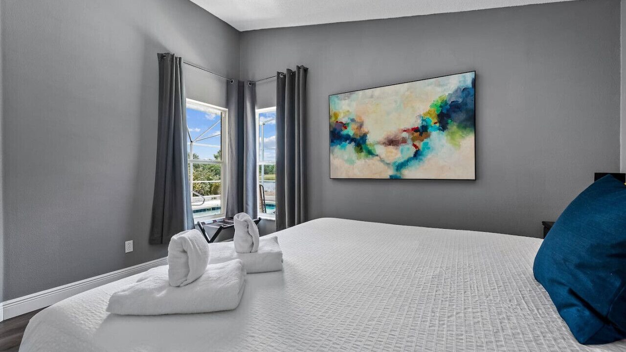 Photo of Bedroom in Ridgewood Lakes