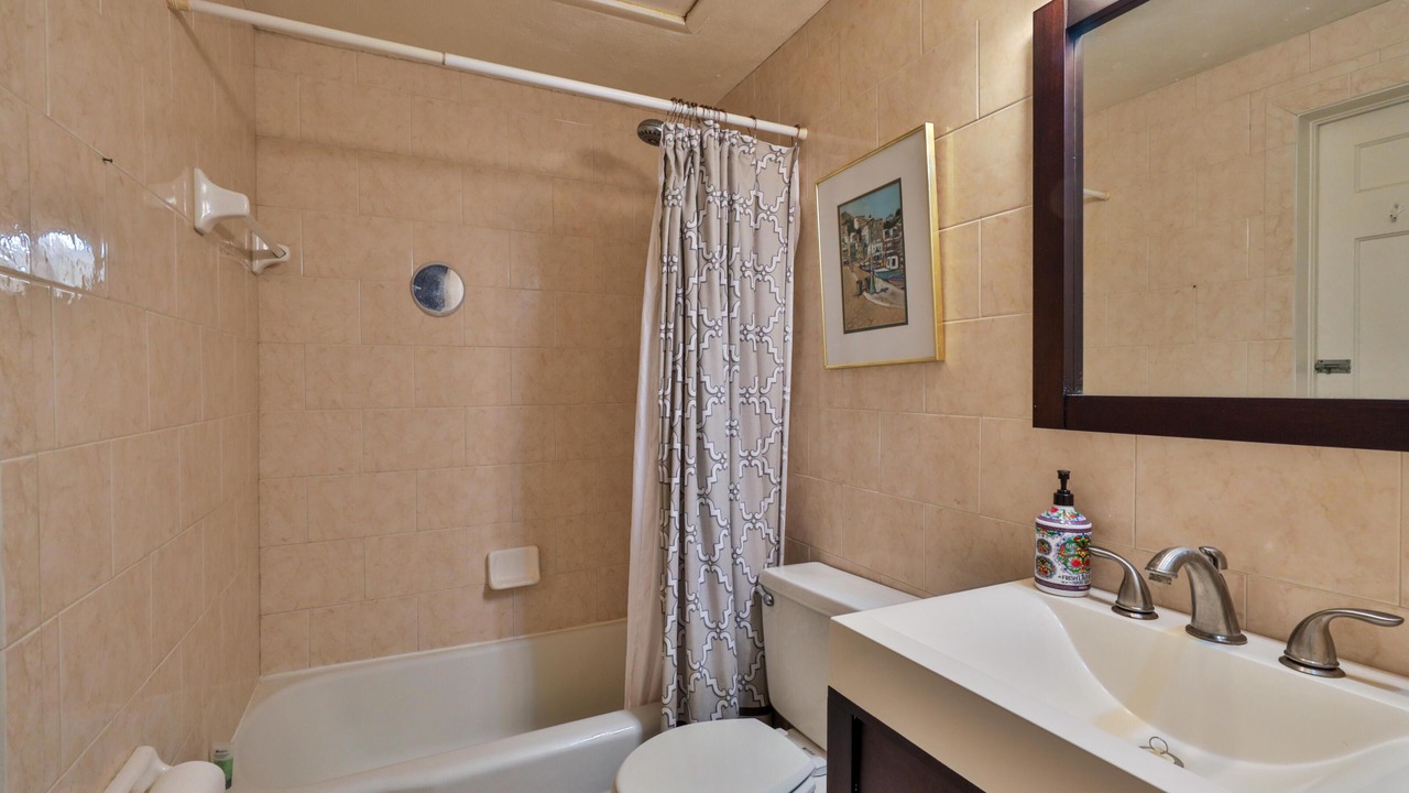 Photo of Bathroom in New Smyrna Beach