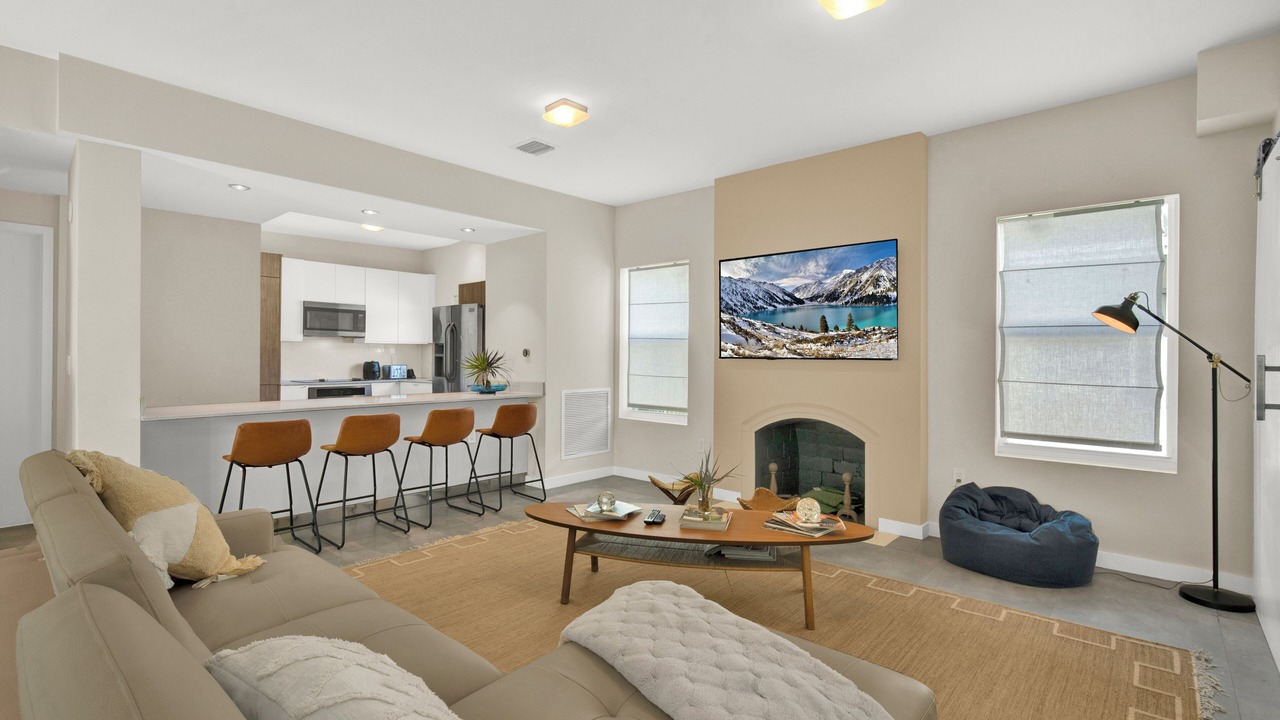 Photo of Livingroom in The Roads