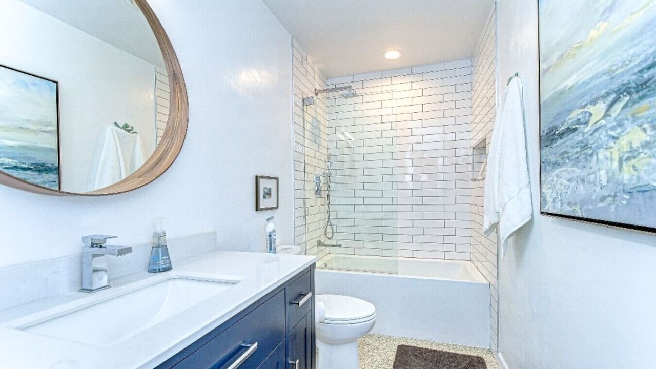 Photo of Bathroom in Greater Pinellas Point