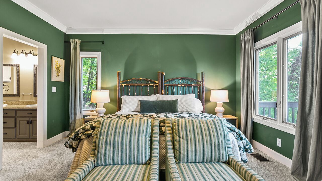Photo of Bedroom in Big Canoe