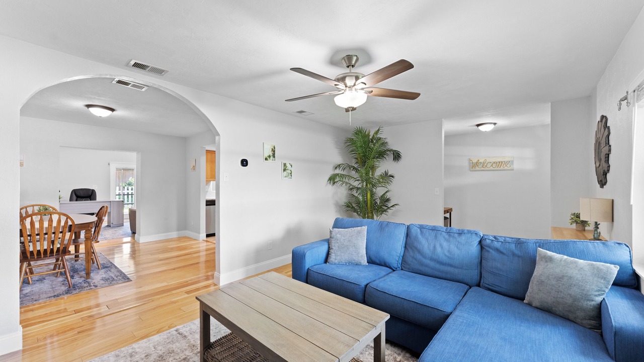 Photo of Livingroom in Countryside