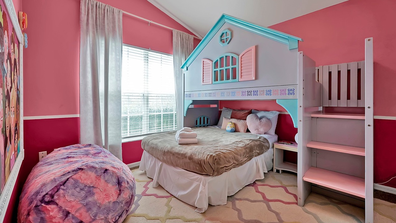 Photo of Bedroom in West Haven