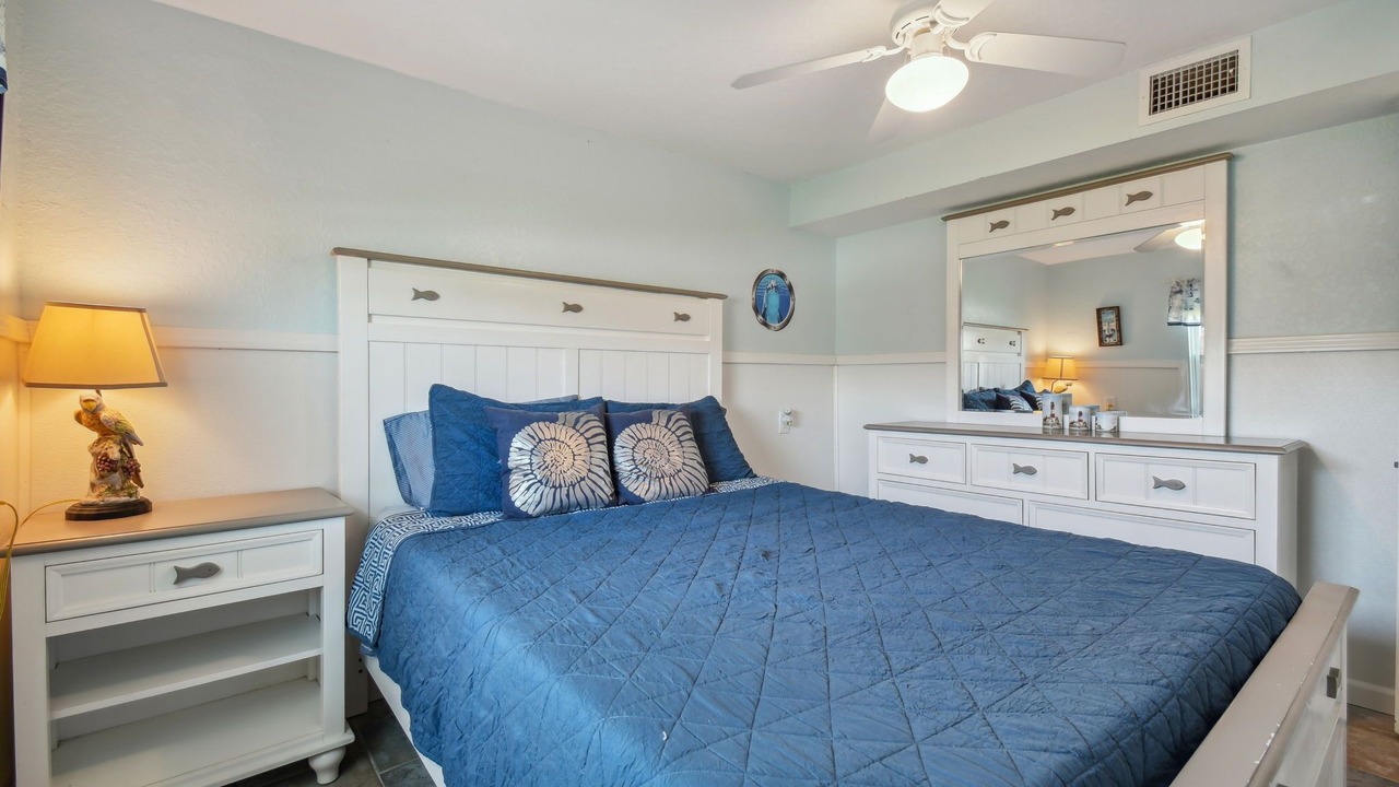 Photo of Bedroom in Hudson Beach Estates