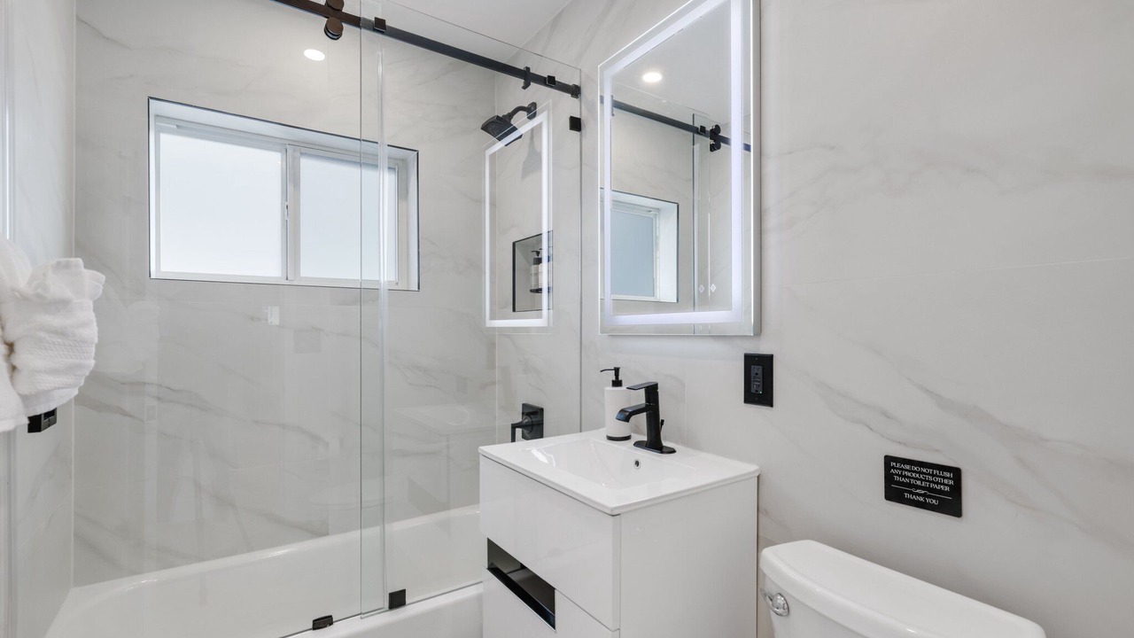 Photo of Bathroom in Croissant Park