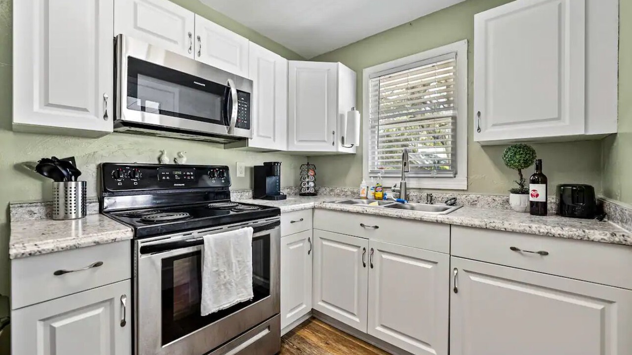 Photo of Kitchen in East Lake Morton