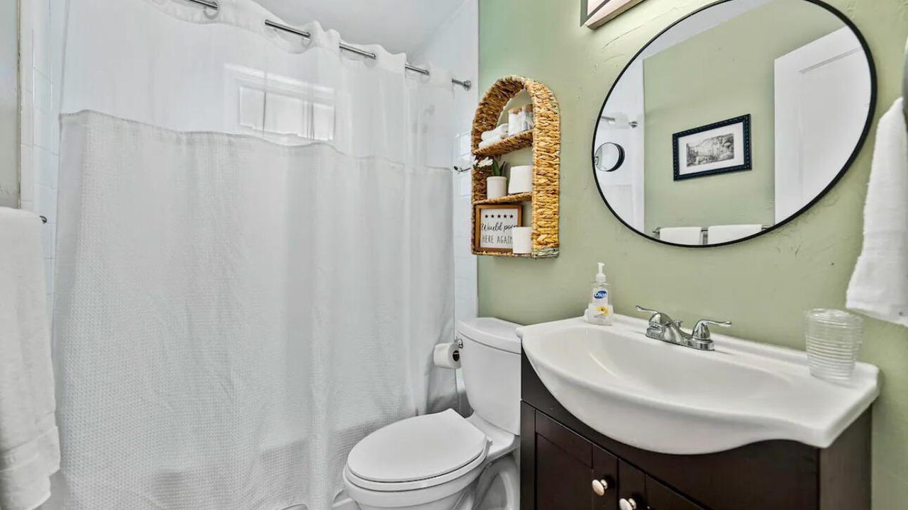 Photo of Bathroom in East Lake Morton