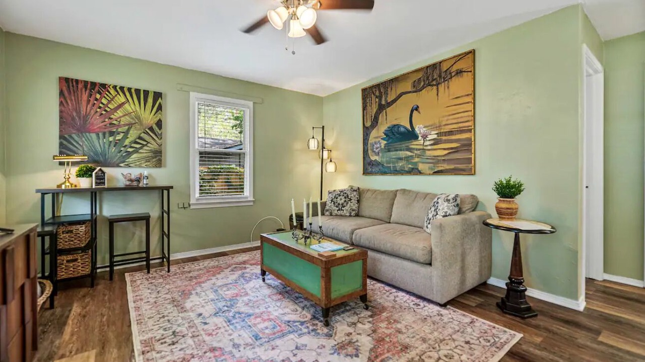 Photo of Livingroom in East Lake Morton