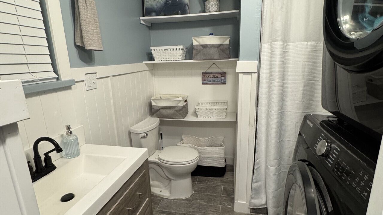 Photo of Bathroom in Vista Del Mar