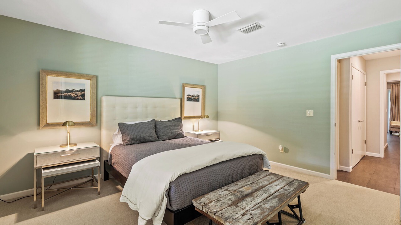 Photo of Bedroom in Palm Valley