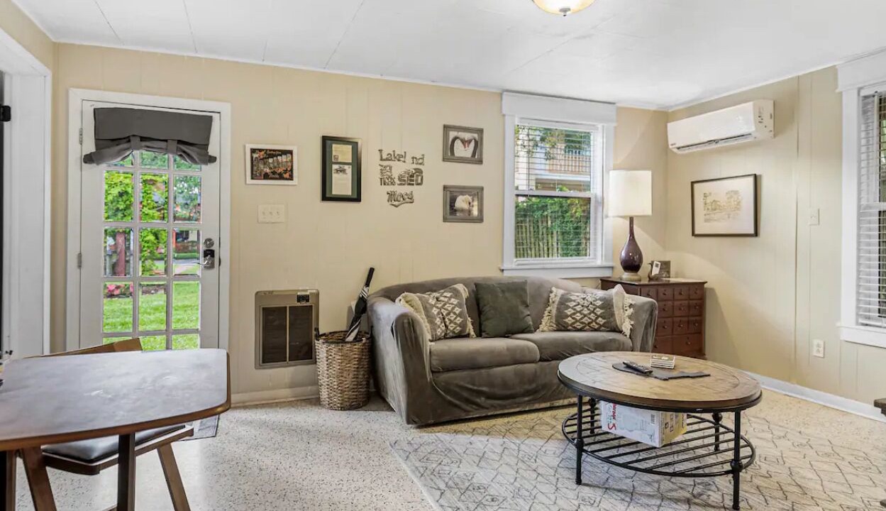 Photo of Livingroom in Lakeland