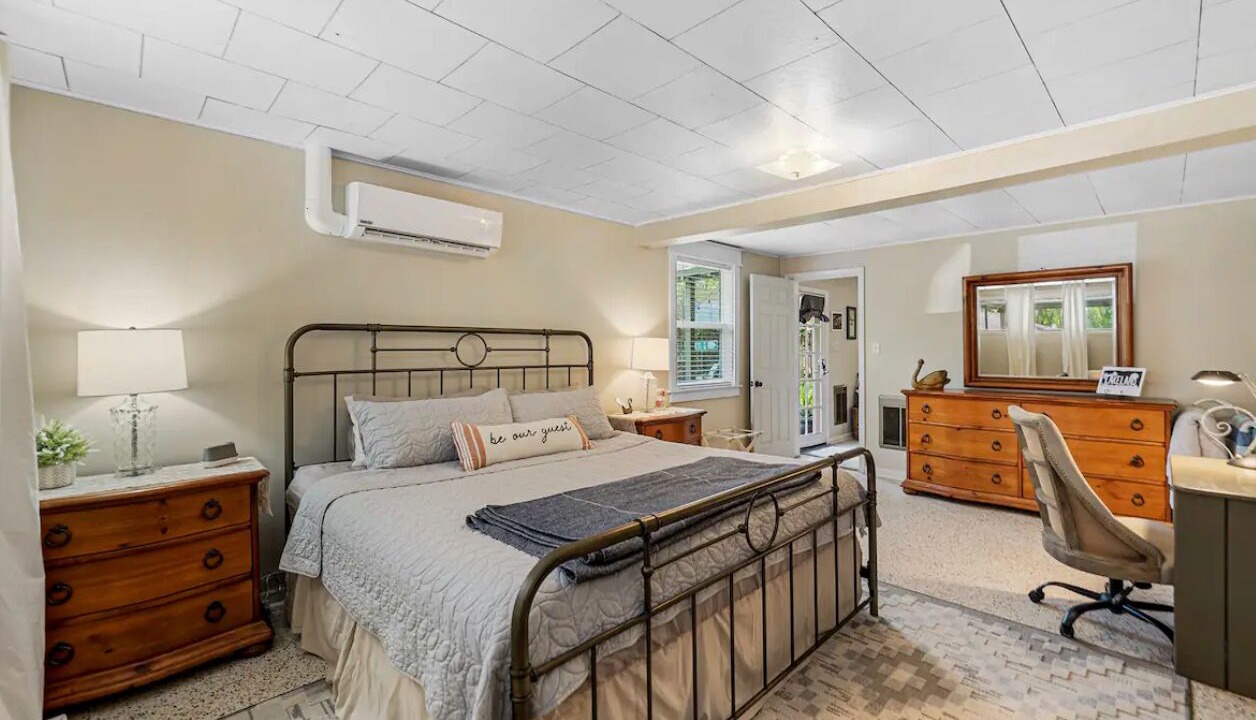 Photo of Bedroom in Lakeland