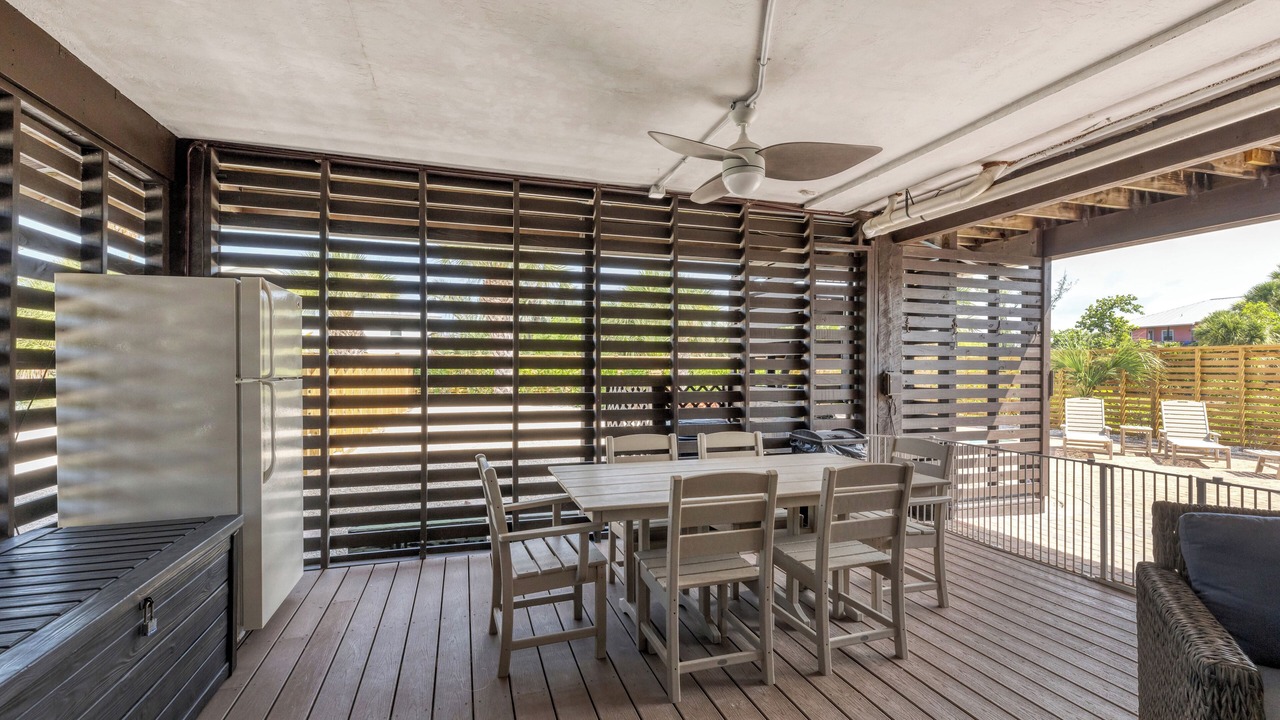 Photo of Outdoor in Palm Island
