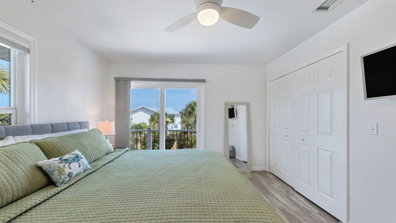 Photo of Bedroom in Palm Island