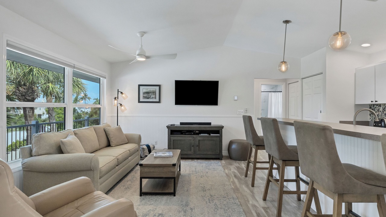 Photo of Livingroom in Palm Island