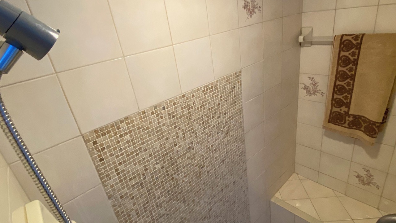 Photo of Bathroom in Edgewater
