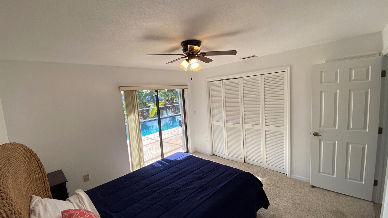 Photo of Bedroom in Edgewater