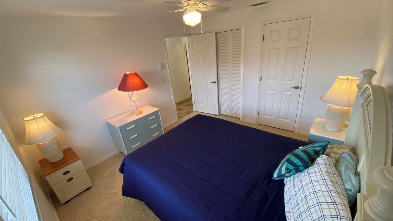 Photo of Bedroom in Edgewater