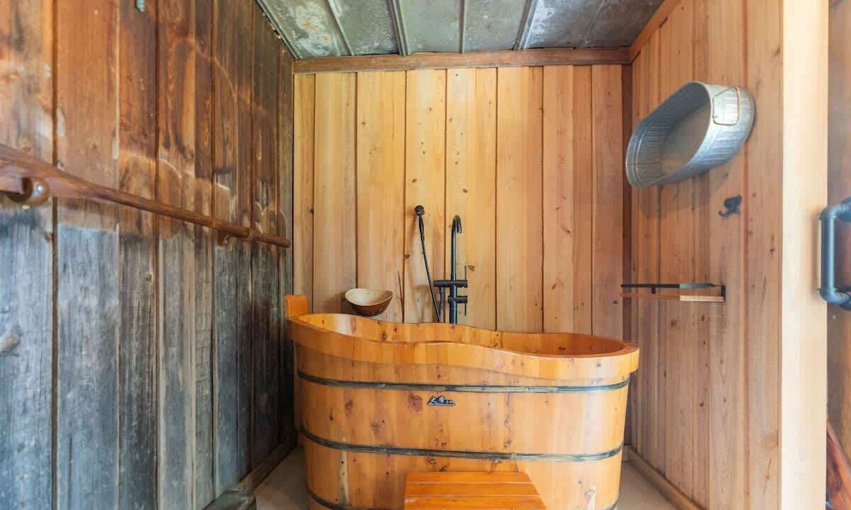 Photo of Bathroom in Chassahowitzka