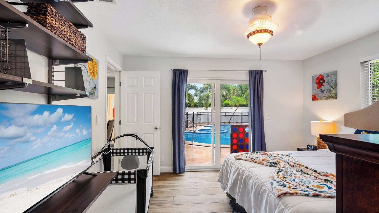 Photo of Bedroom in Tropic Palms