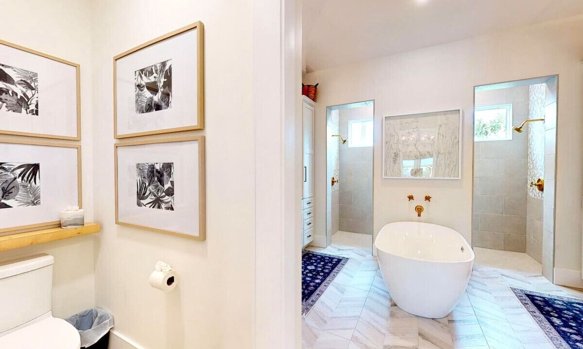 Photo of Bathroom in Port Canaveral