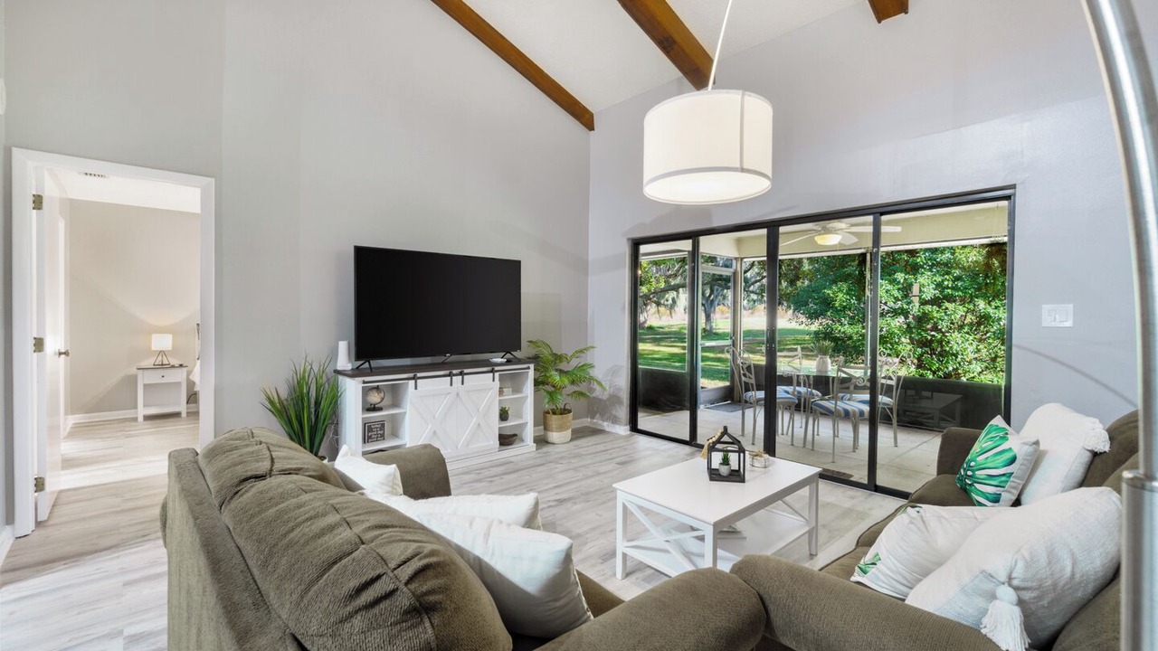 Photo of Livingroom in Nichols