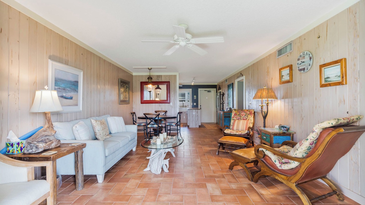 Photo of Livingroom in Point East