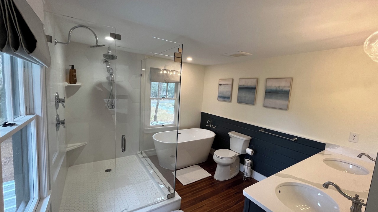 Photo of Bathroom in Putnam Hall
