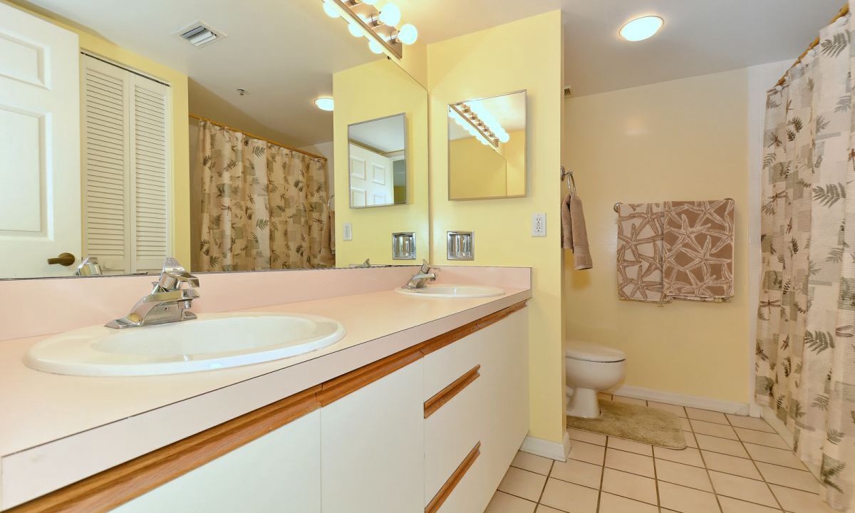 Photo of Bathroom in Palmetto