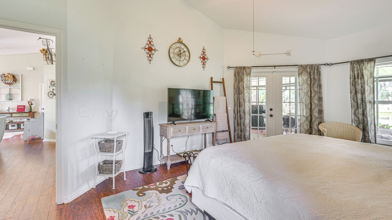 Photo of Bedroom in Silver Oaks