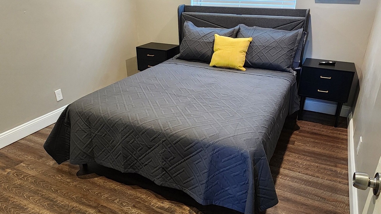 Photo of Bedroom in Riviera Beach