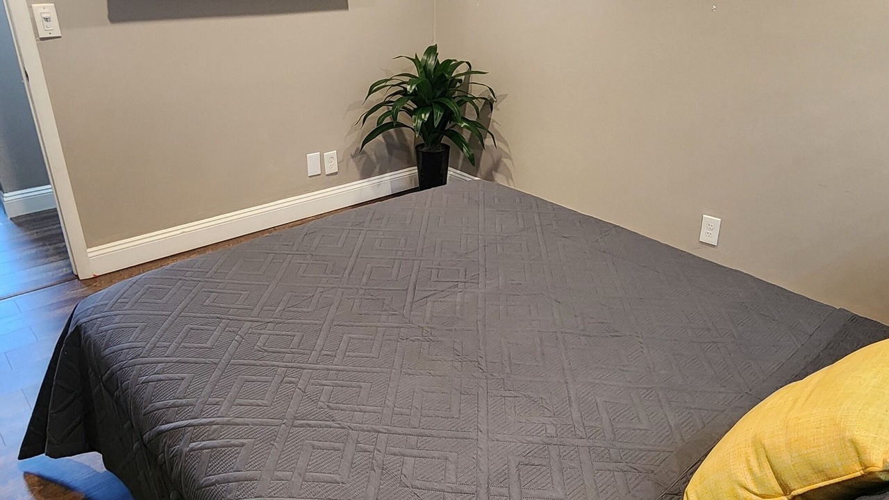 Photo of Bedroom in Riviera Beach