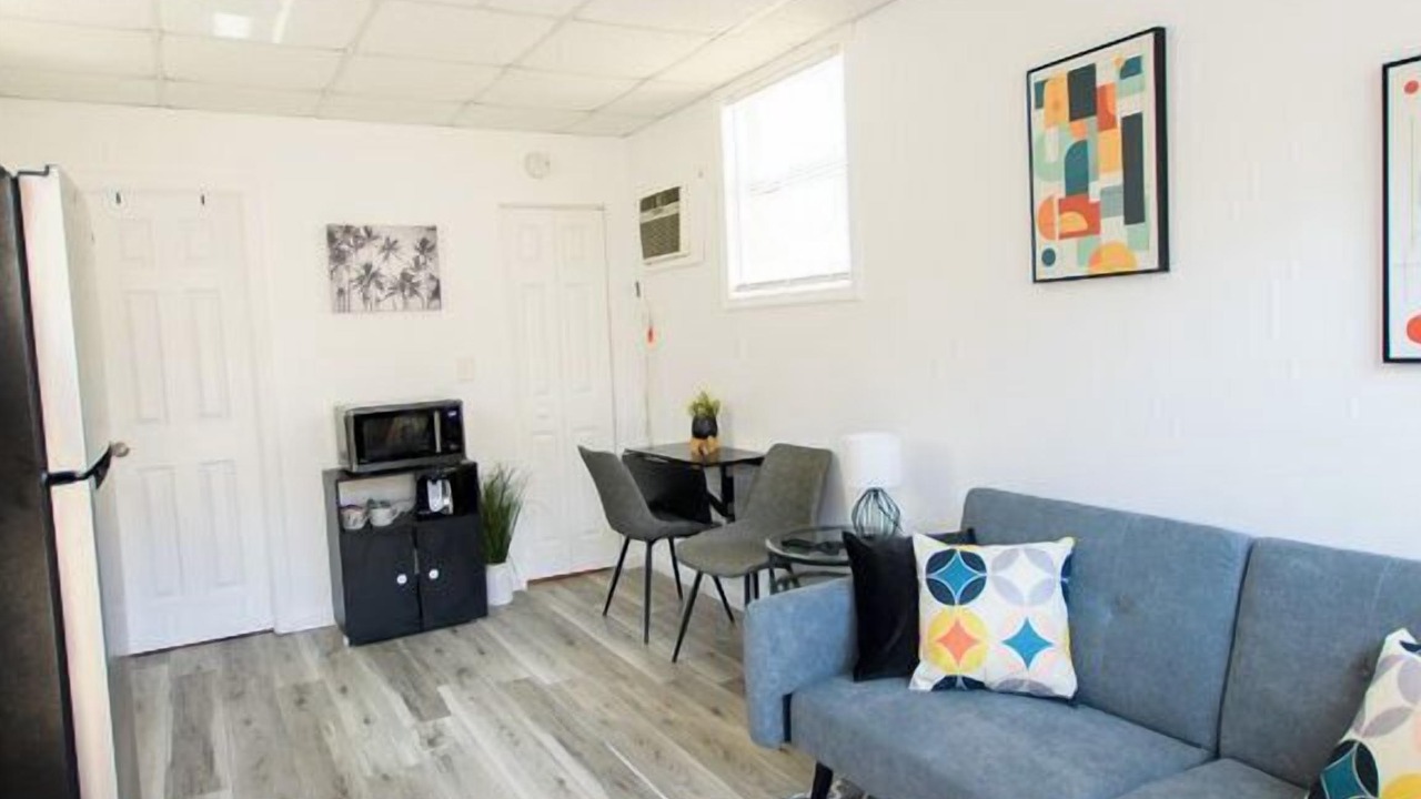 Photo of Livingroom in United Central