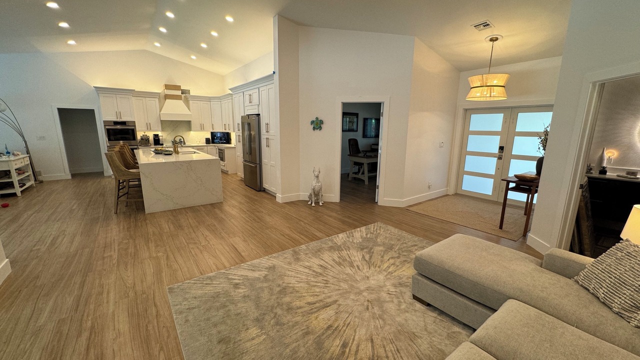 Photo of Livingroom in Kings Lake