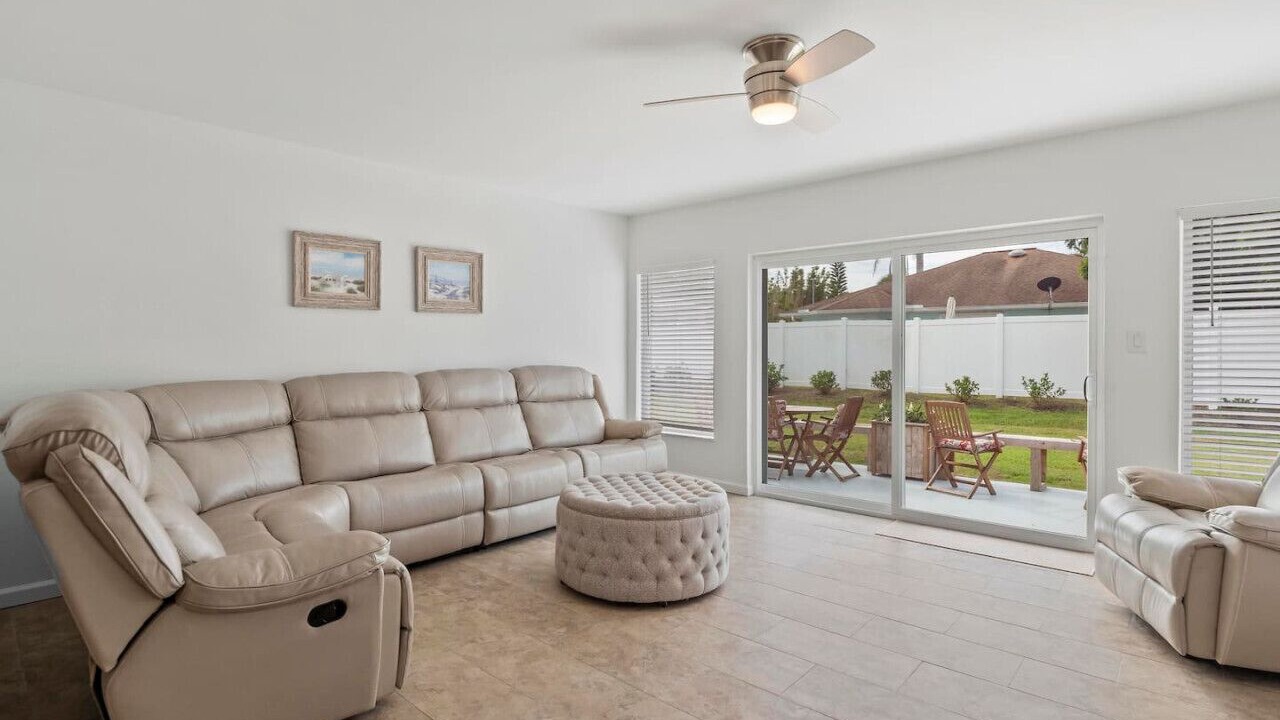 Photo of Livingroom in Marineland Acres