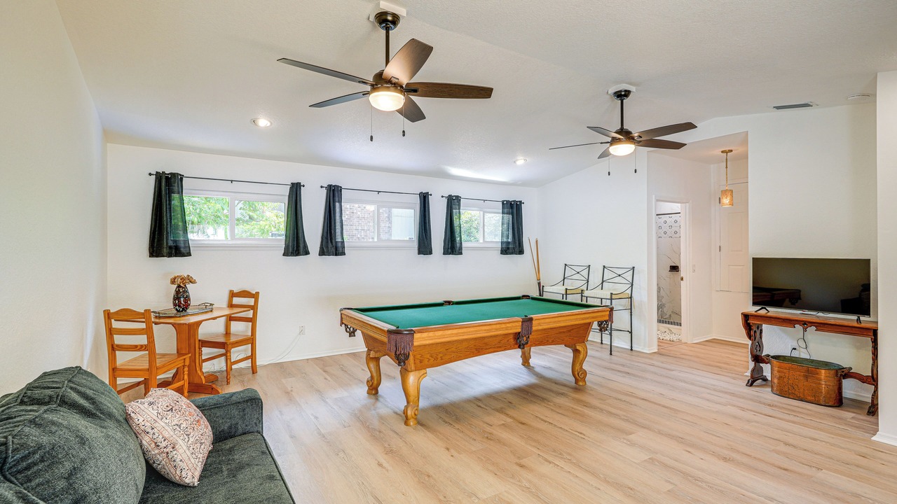 Photo of Bedroom in Babson Park