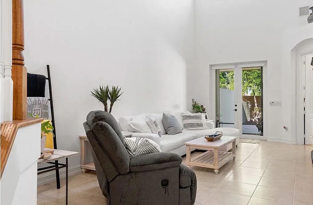 Photo of Livingroom in Grand Harbor