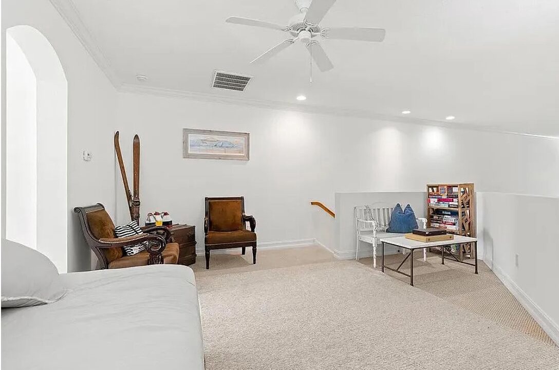 Photo of Livingroom in Grand Harbor