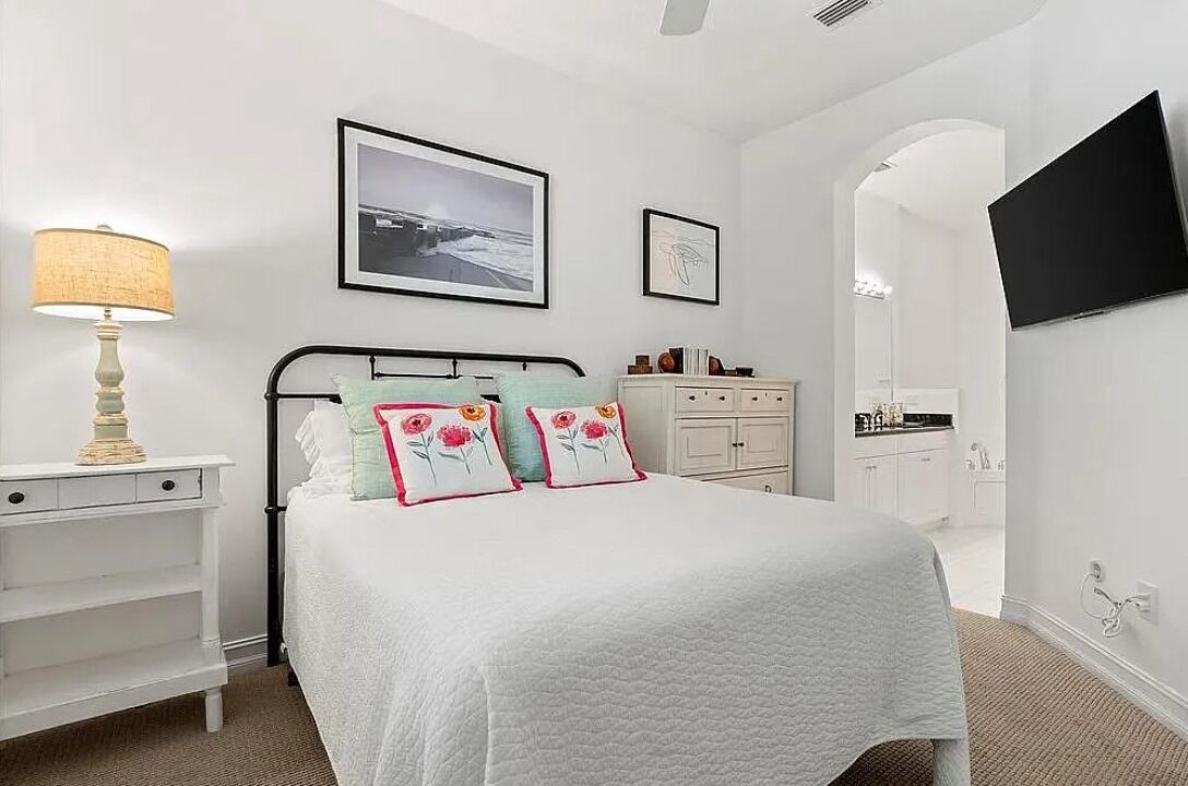 Photo of Bedroom in Grand Harbor